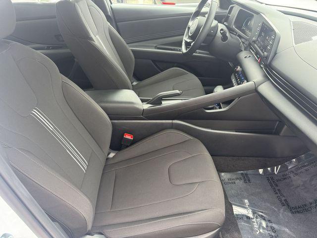 2026 Hyundai Elantra - $22,300