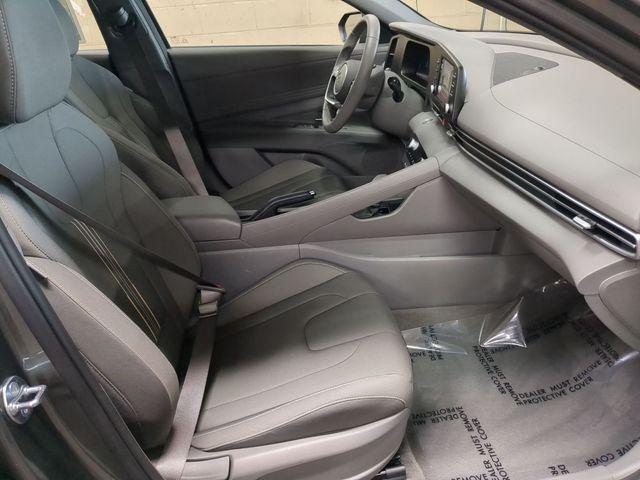 2026 Hyundai Elantra - $22,300