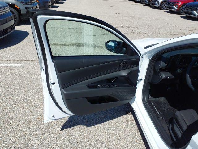 2026 Hyundai Elantra - $24,220