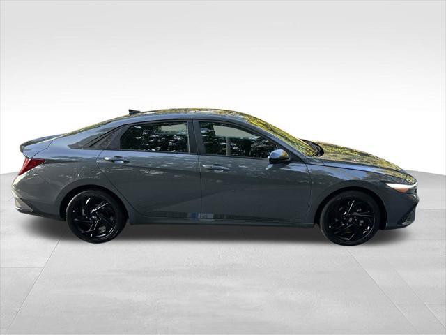 2026 Hyundai Elantra - $22,779