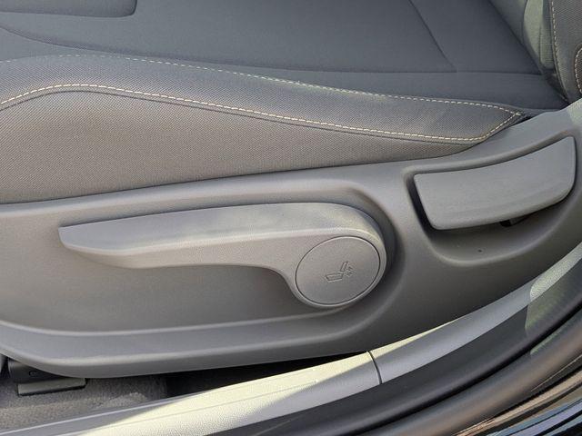 2026 Hyundai Elantra - $25,725
