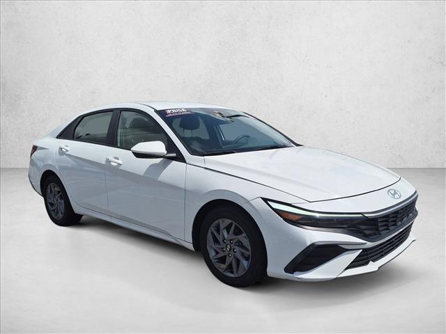 2024 Hyundai Elantra - $19,540