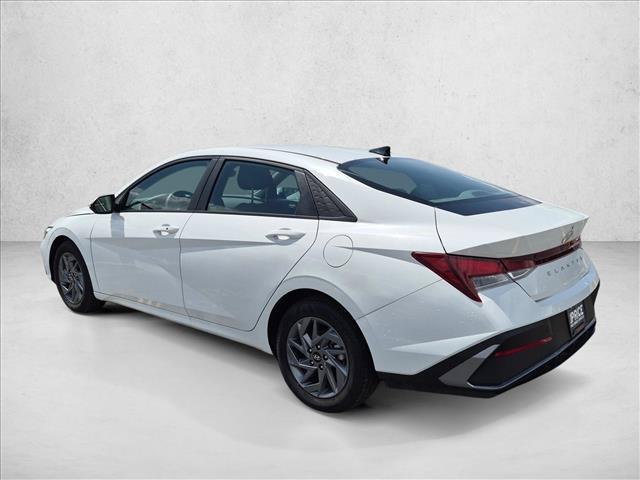 2024 Hyundai Elantra - $19,540