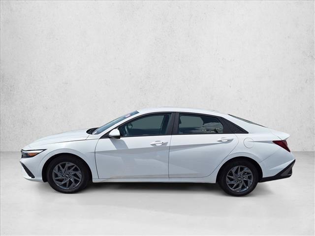 2024 Hyundai Elantra - $19,540