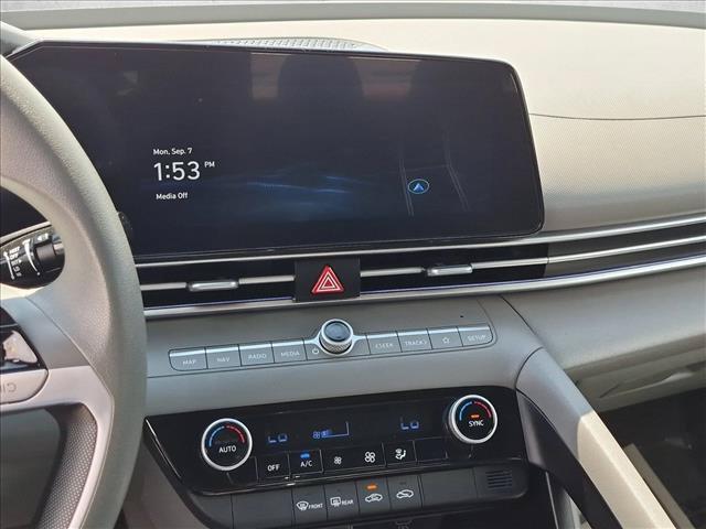 2024 Hyundai Elantra - $19,540