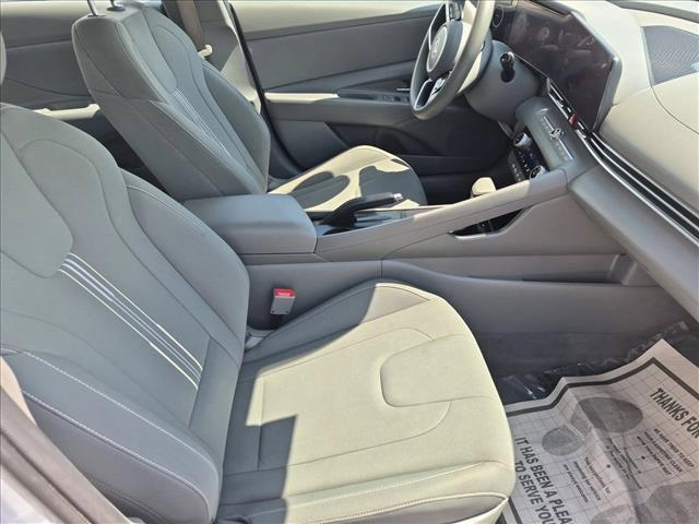 2024 Hyundai Elantra - $19,540