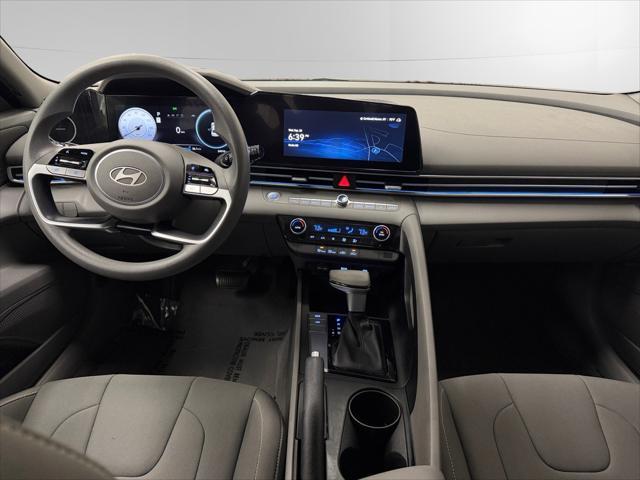 2024 Hyundai Elantra - $18,988