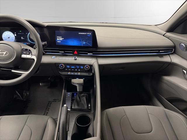 2024 Hyundai Elantra - $18,988