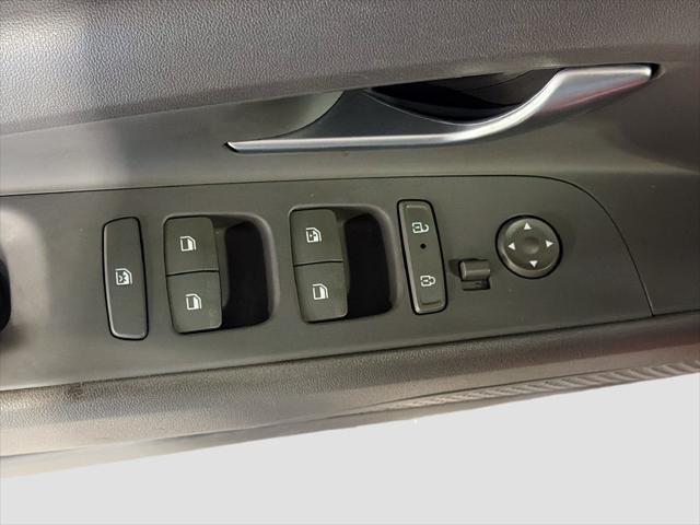 2024 Hyundai Elantra - $19,999
