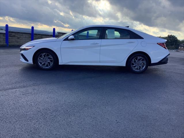 2024 Hyundai Elantra - $20,956