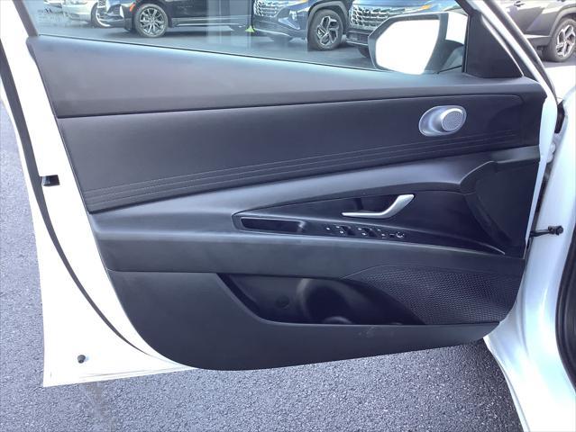 2024 Hyundai Elantra - $20,956