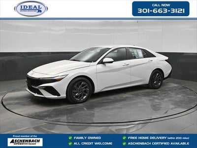2024 Hyundai Elantra SEL 4DR Sedan
