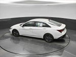 2024 Elantra Thumbnail 27