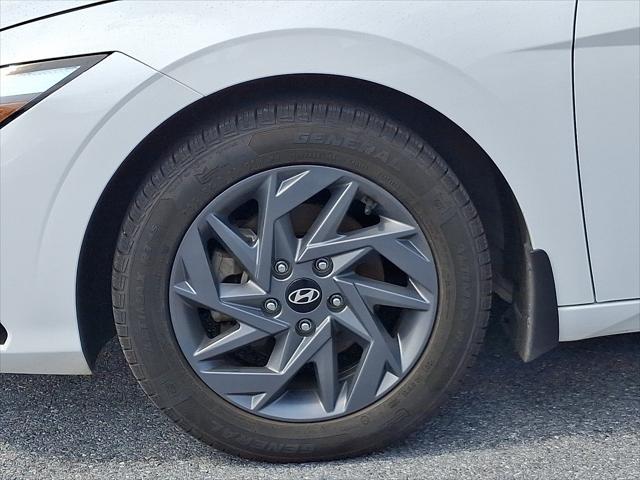 2024 Hyundai Elantra - $18,352