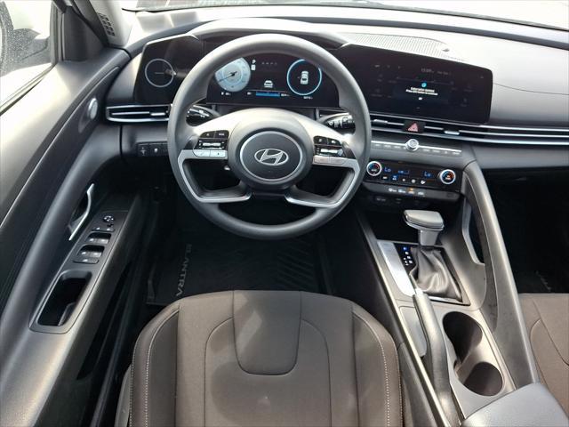 2024 Hyundai Elantra - $18,352