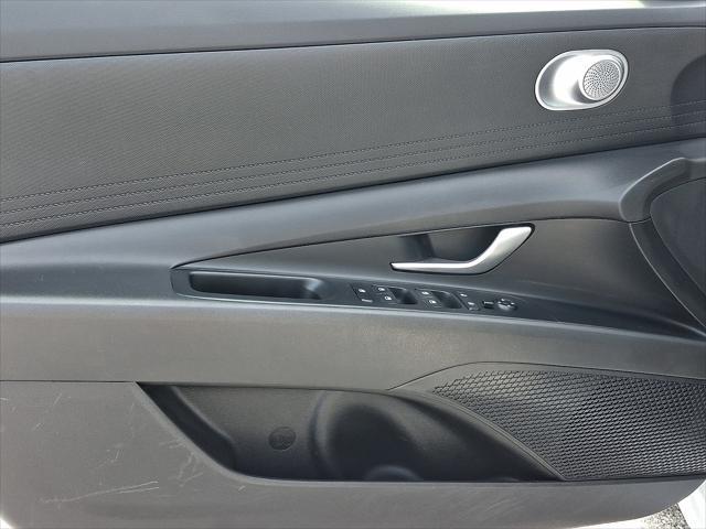 2024 Hyundai Elantra - $18,352