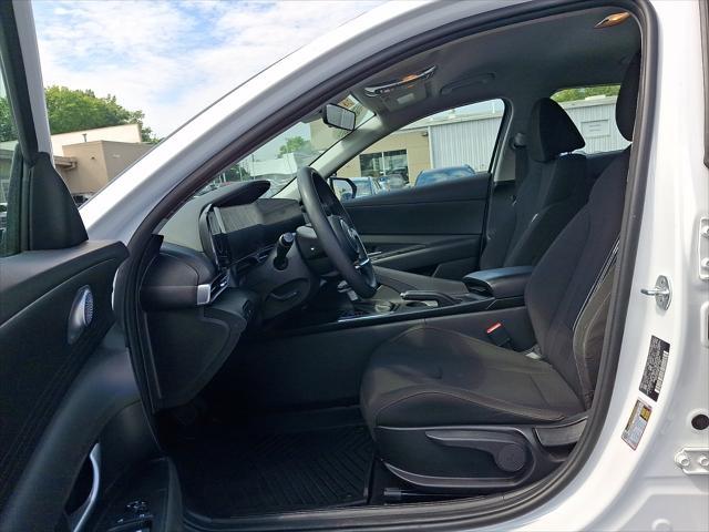 2024 Hyundai Elantra - $18,352