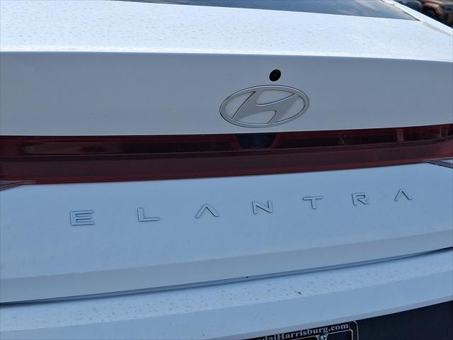 2024 Hyundai Elantra - $18,352