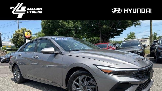 Preowned 2024 Hyundai ELANTRA SEL for Sale