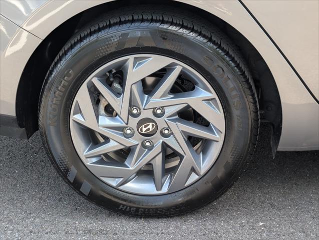2024 Hyundai Elantra - $20,288