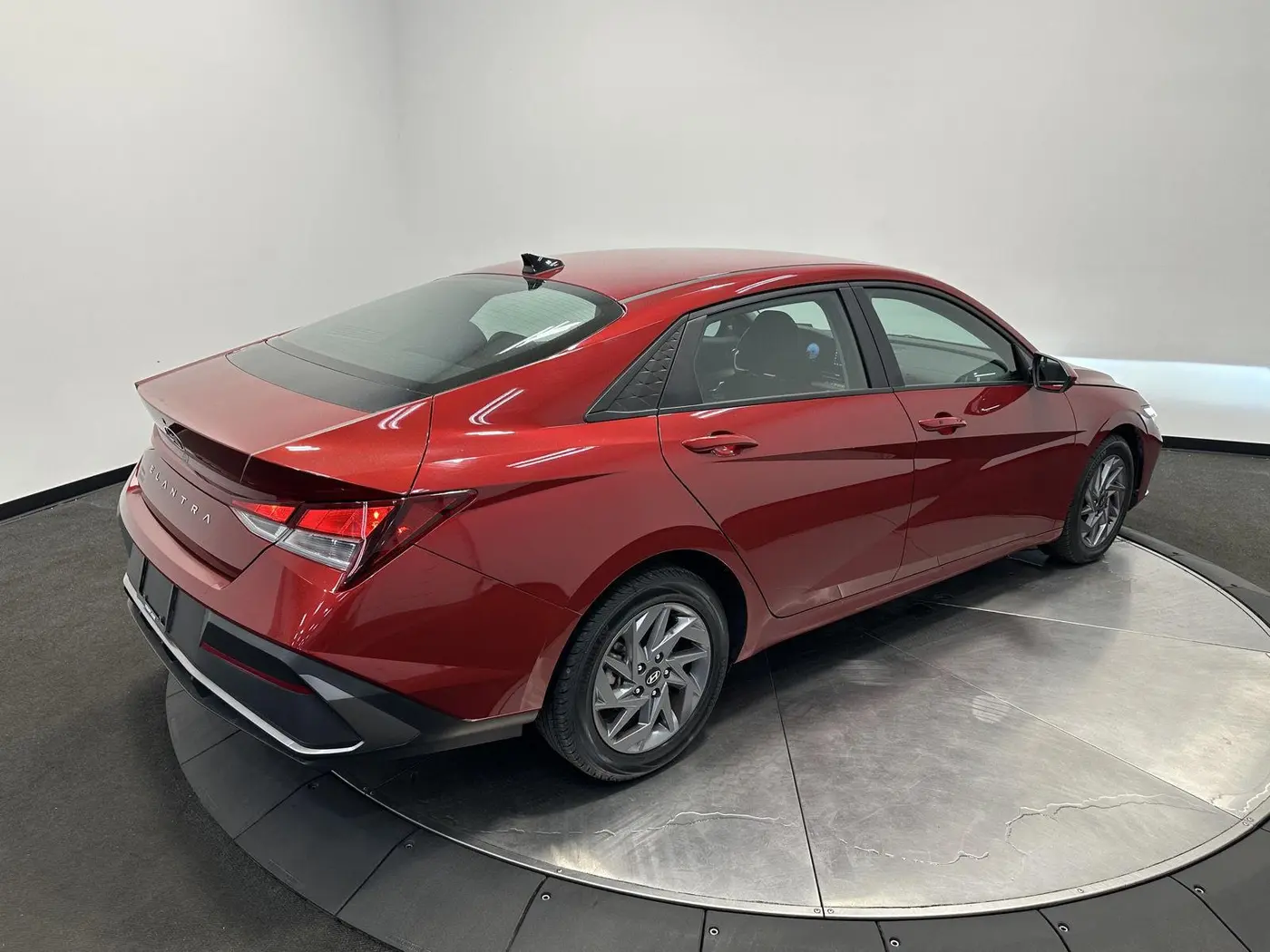 2024 Hyundai Elantra - $19,899