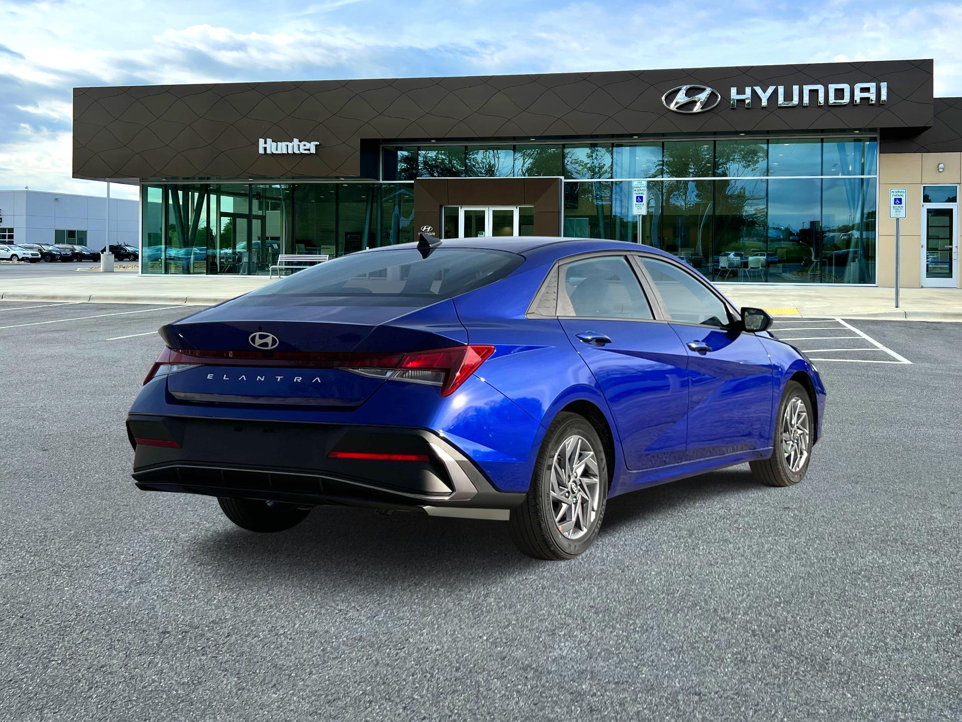 2024 Hyundai Elantra - $20,725