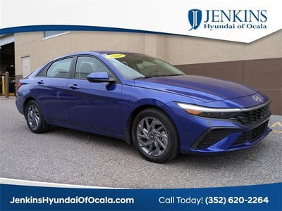 2024 Hyundai Elantra SEL 4DR Sedan