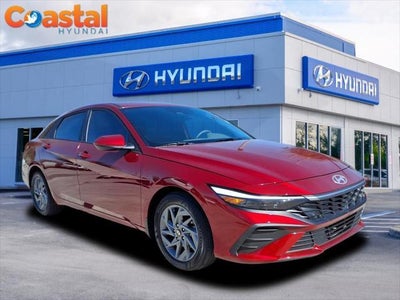 2024 Hyundai Elantra SEL 4DR Sedan