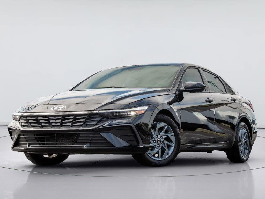 2024 Hyundai Elantra