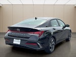 2025 Elantra Thumbnail 5