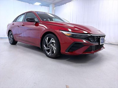 Photo of a 2025 Hyundai Elantra SEL Sport 4DR Sedan for sale