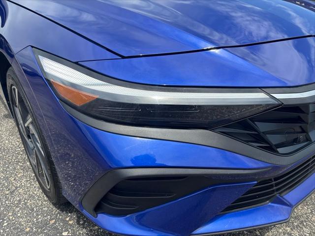 2025 Hyundai Elantra - $21,699