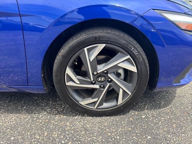 2025 Hyundai Elantra - $21,699