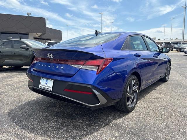 2025 Hyundai Elantra - $21,699