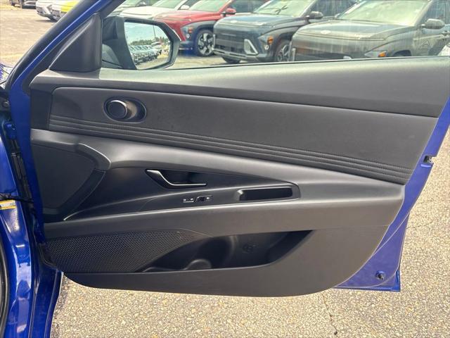 2025 Hyundai Elantra - $21,699