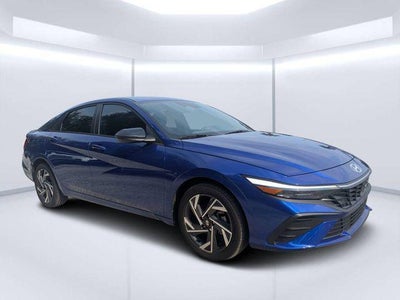 2025 Hyundai Elantra SEL Sport 4DR Sedan