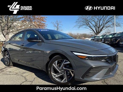 2025 Hyundai Elantra SEL Sport 4DR Sedan