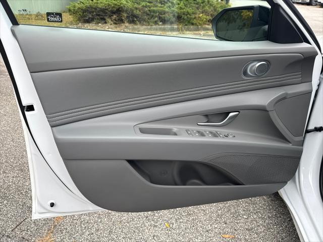 2026 Hyundai Elantra - $23,443