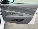 2026 Elantra Thumbnail 15