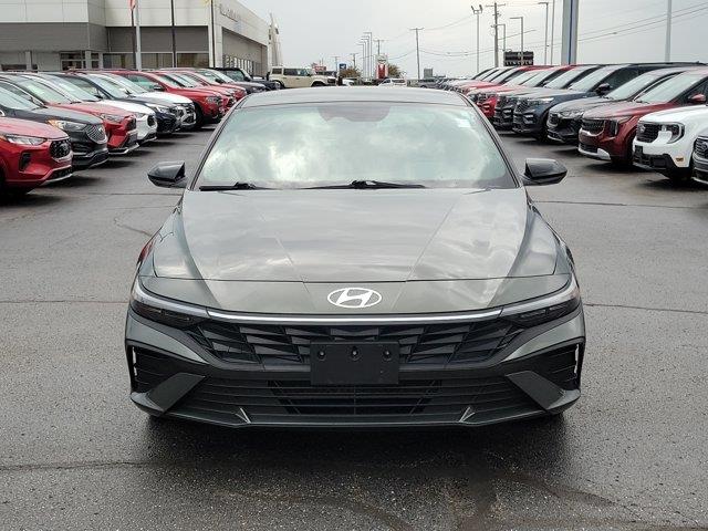 2026 Hyundai Elantra - $21,995