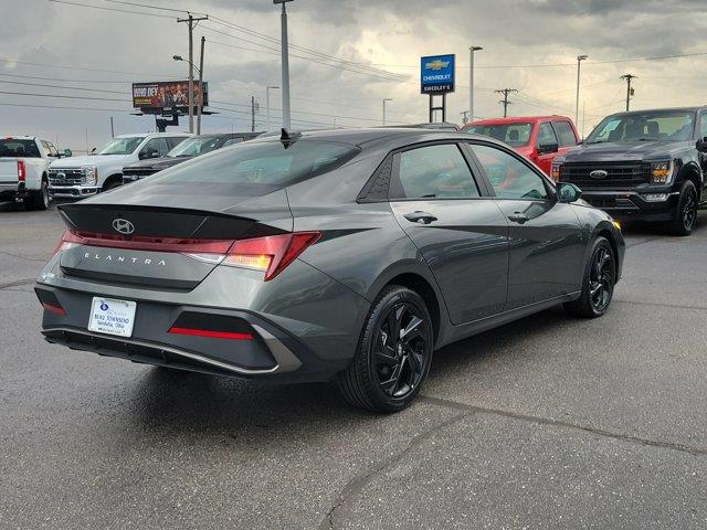 2026 Hyundai Elantra - $21,995