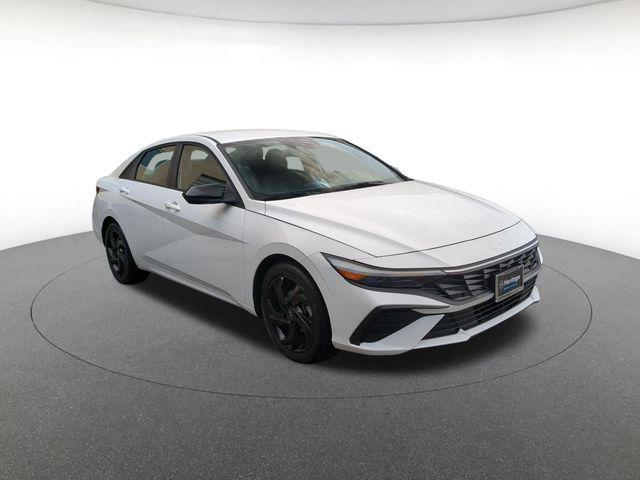2026 Hyundai Elantra - $22,300