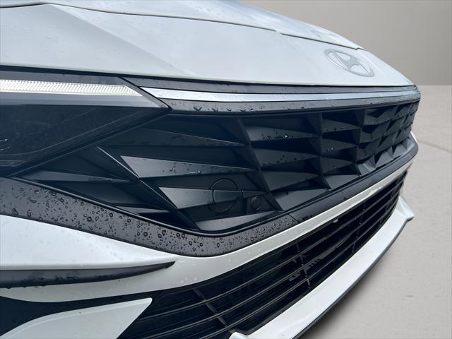 2026 Hyundai Elantra - $21,366