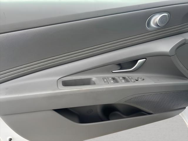 2026 Hyundai Elantra - $21,366