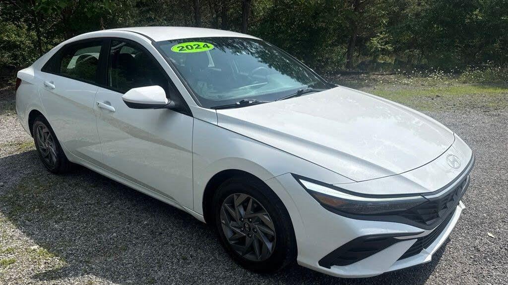 Preowned 2024 Hyundai ELANTRA SEL for Sale