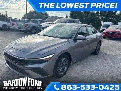 2024 Hyundai Elantra SEL 4DR Sedan