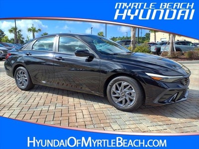 2024 Hyundai Elantra SEL 4DR Sedan
