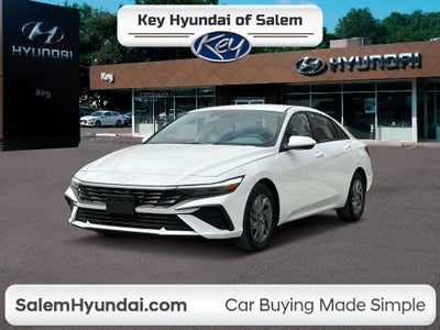 2024 Hyundai Elantra SEL 4DR Sedan