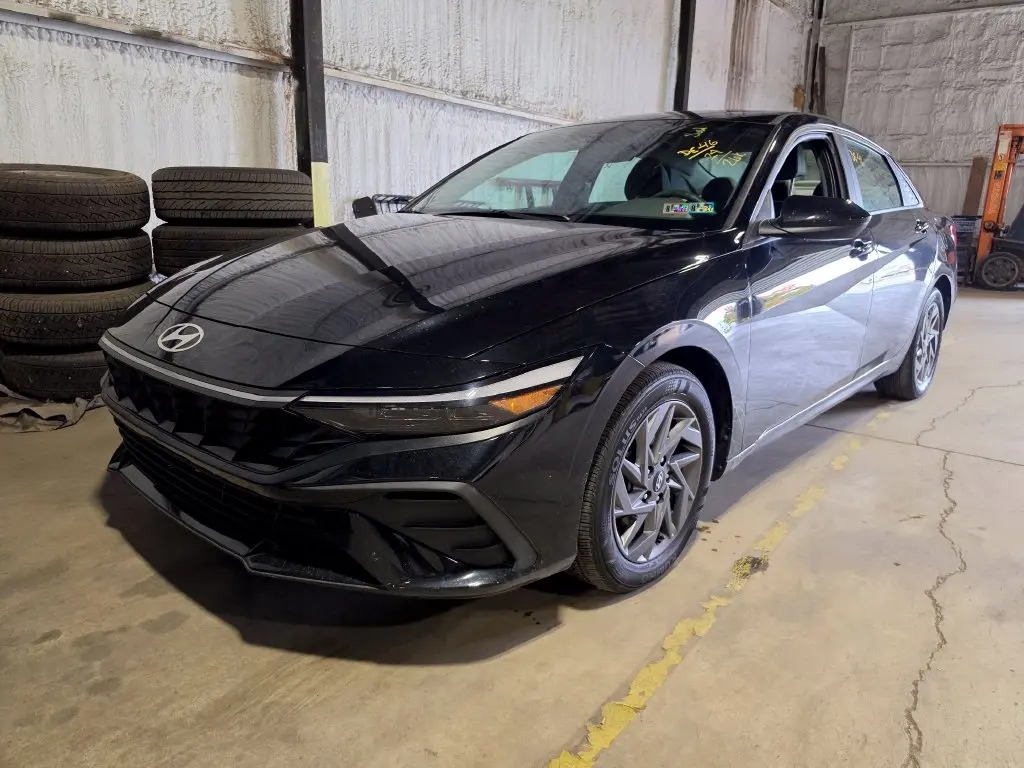 2024 Hyundai Elantra - $21,328