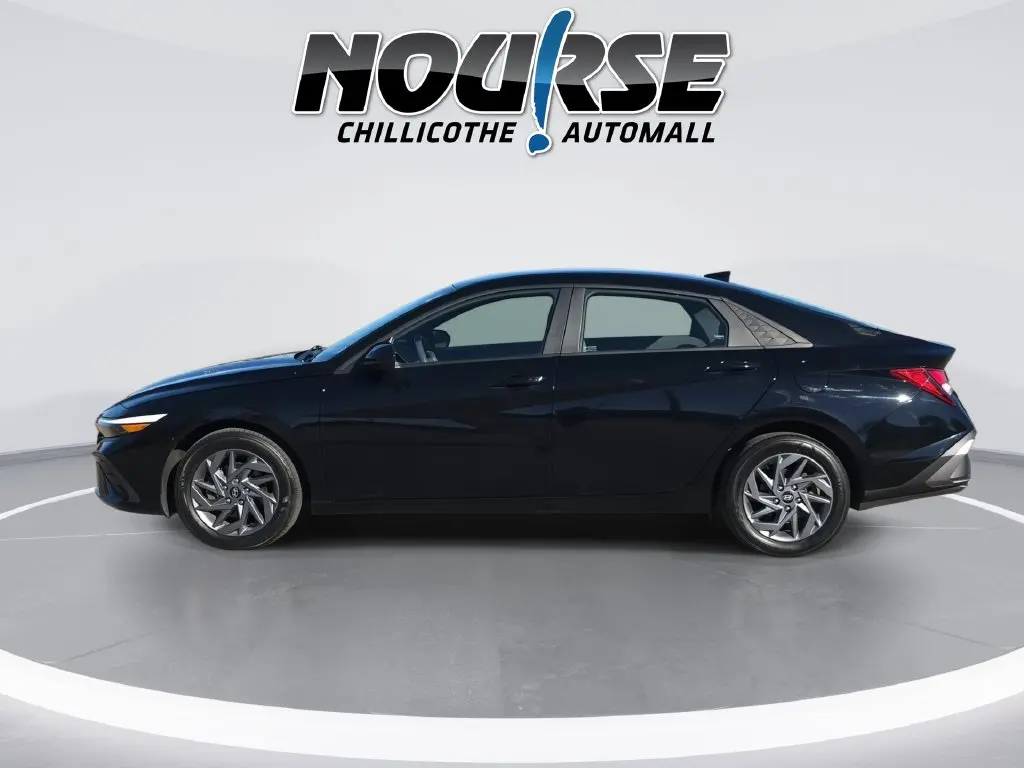 2024 Hyundai Elantra - $21,328